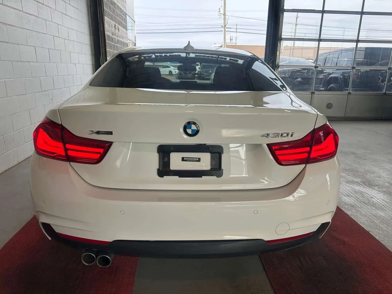 BMW 430 * 430i xDrive * 2 КЛЮЧА* PANO* KEYLESS* ПОДГРЕВ* , снимка 4 - Автомобили и джипове - 54170748