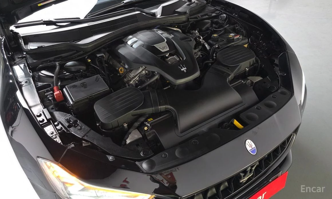 Maserati Ghibli 3.0* GRAN* SPORT* , снимка 17 - Автомобили и джипове - 54228133