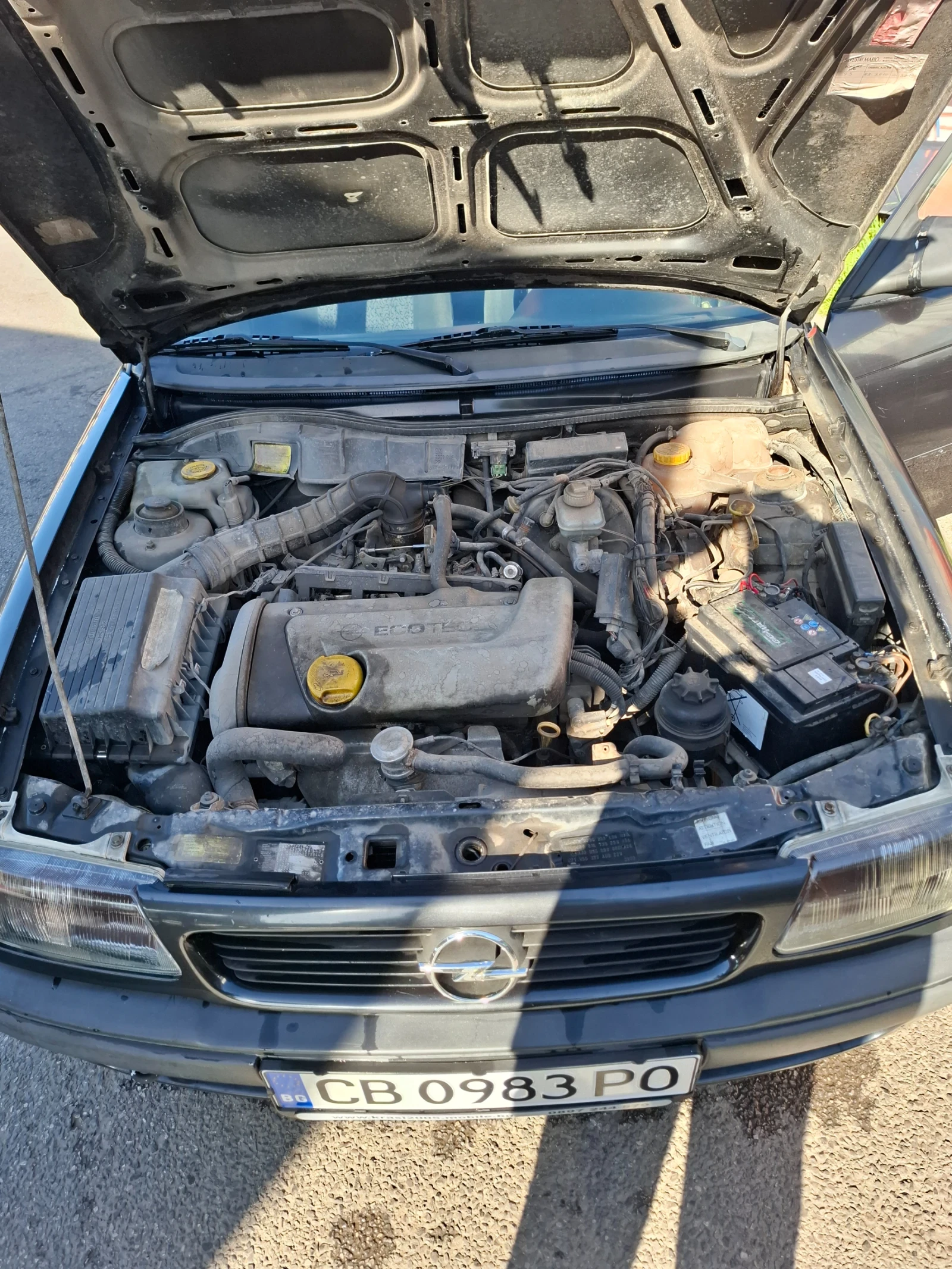 Opel Astra 1.4, снимка 3 - Автомобили и джипове - 54327568