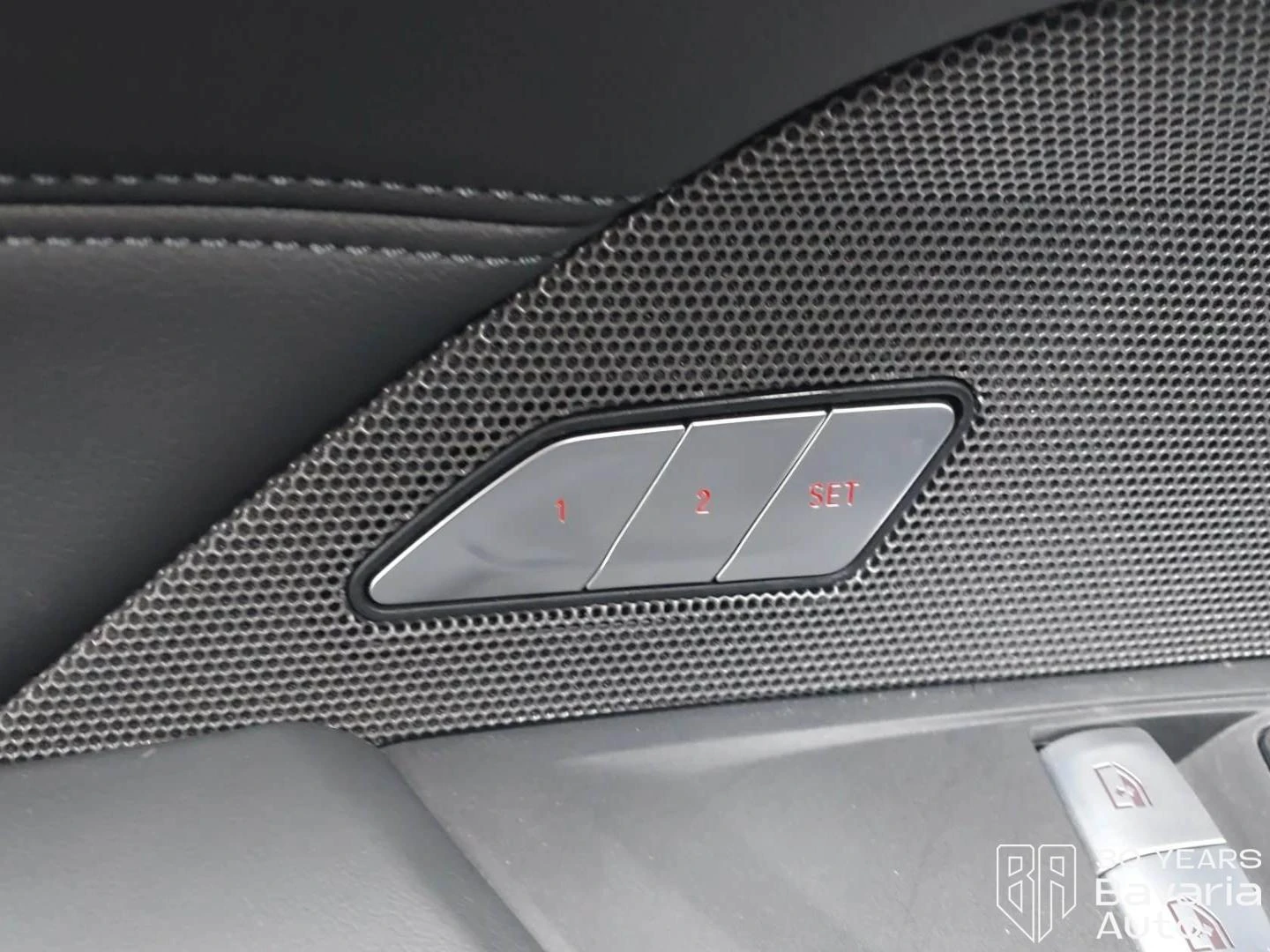 BMW M4 xDrive M Competition Coupe Sportautomatic, снимка 14 - Автомобили и джипове - 54345036