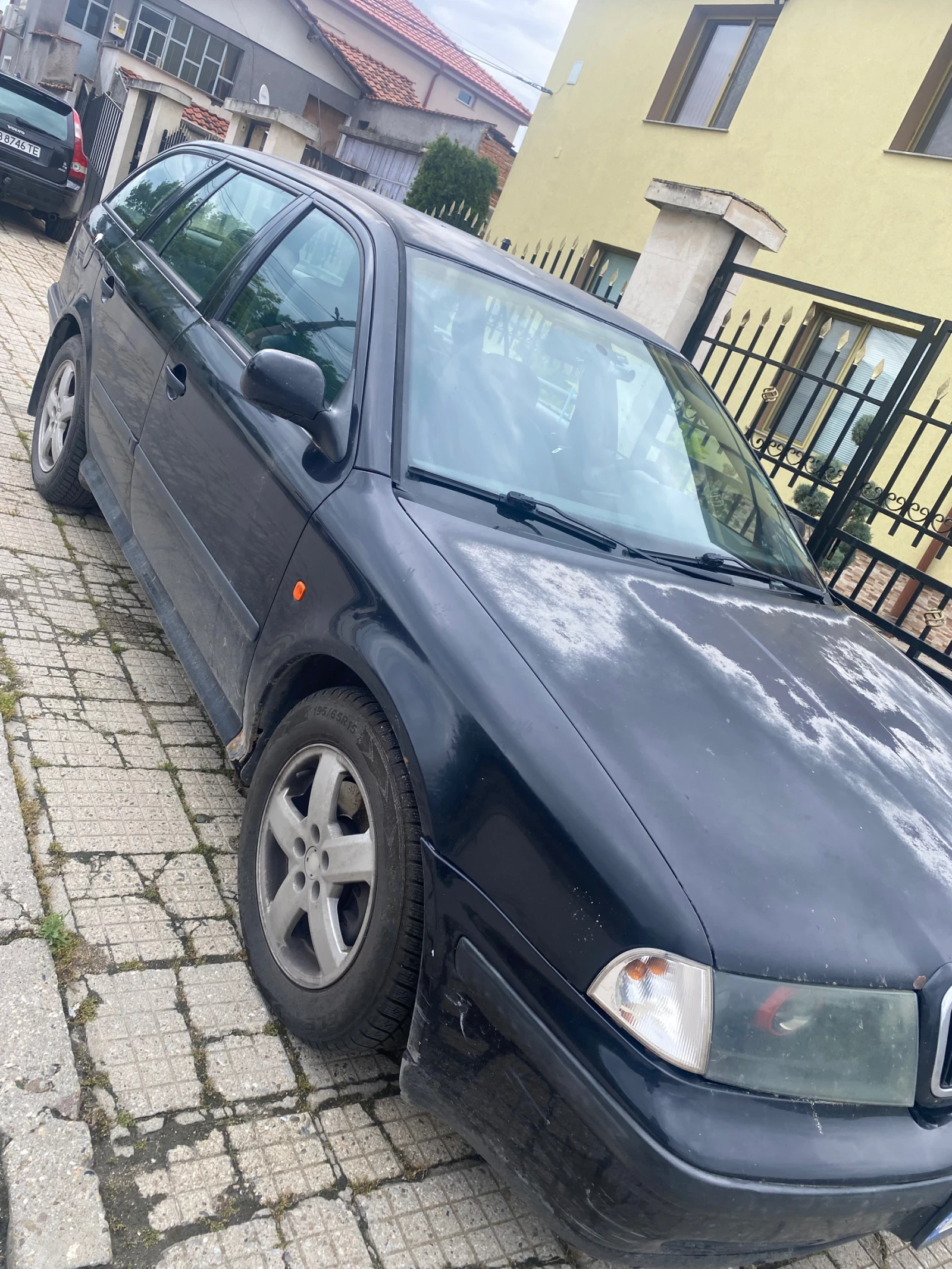 Skoda Octavia 1.8T, снимка 2 - Автомобили и джипове - 54643347