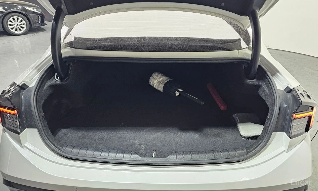 Hyundai Sonata 2.0 LPI* ПОДГРЕВ* ОБДУХВАНЕ* КАМЕРА* КРАЙНА ЦЕНА* , снимка 15 - Автомобили и джипове - 54873055