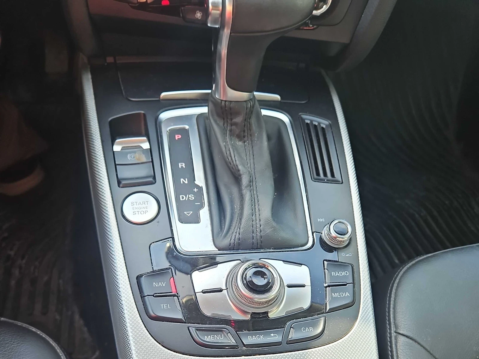 Audi A4 PROGRESSIV PLUS PACK / CARFAX, снимка 9 - Автомобили и джипове - 54895329