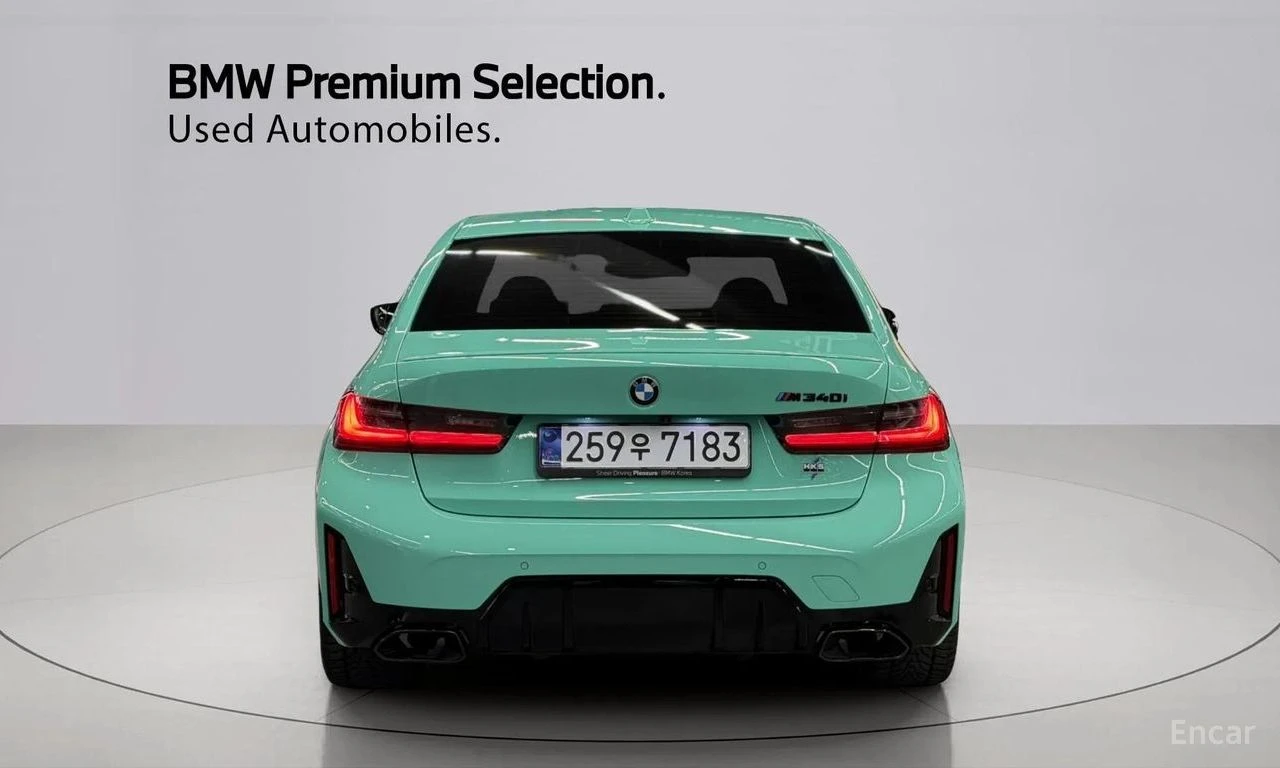 BMW 340 i* INDIVIDUAL* DISTRONIC* HEAD-UP* HARMAN* CARBON*, снимка 4 - Автомобили и джипове - 54918803