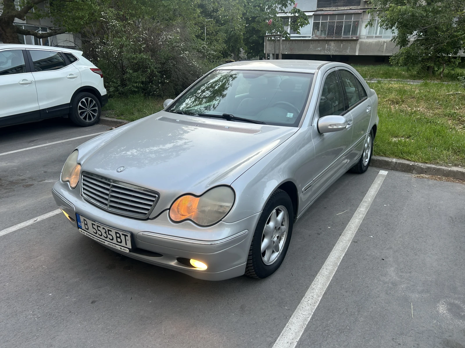 Mercedes-Benz 200, снимка 3 - Автомобили и джипове - 54989970