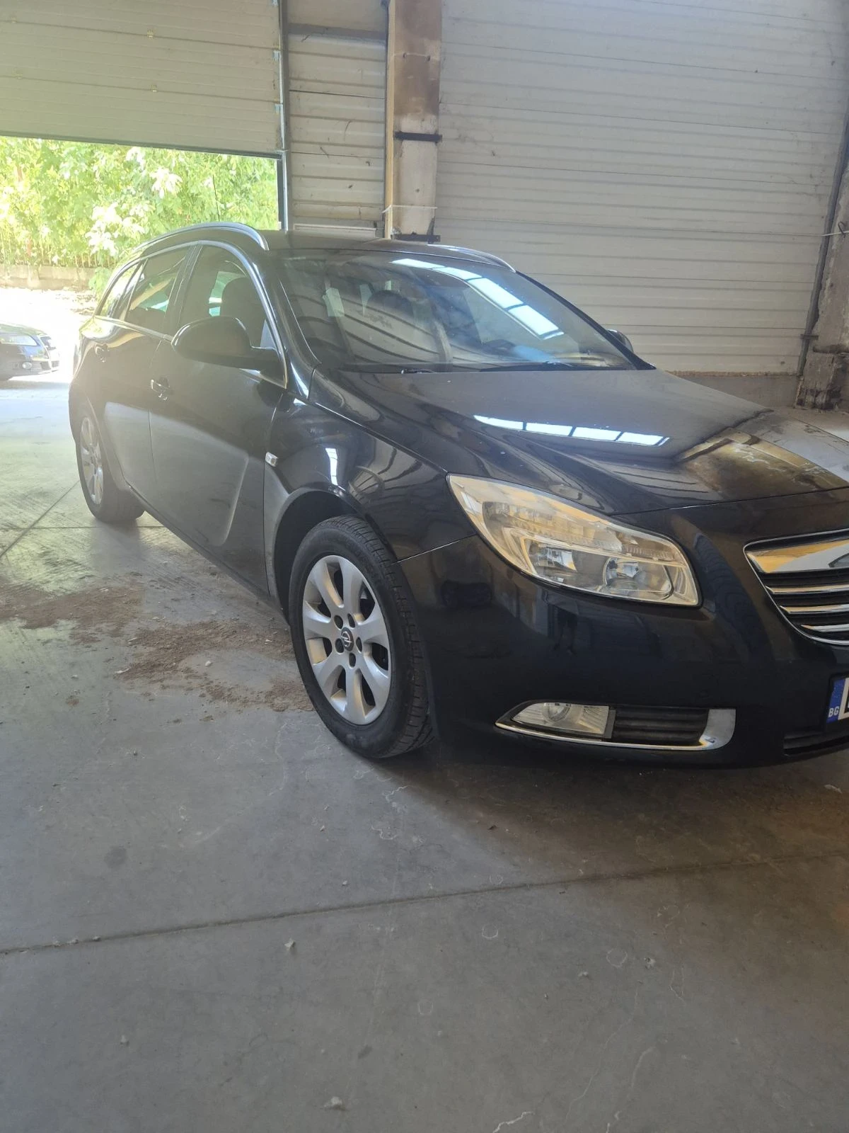 Opel Insignia 2.0CDTI, снимка 3 - Автомобили и джипове - 55888304