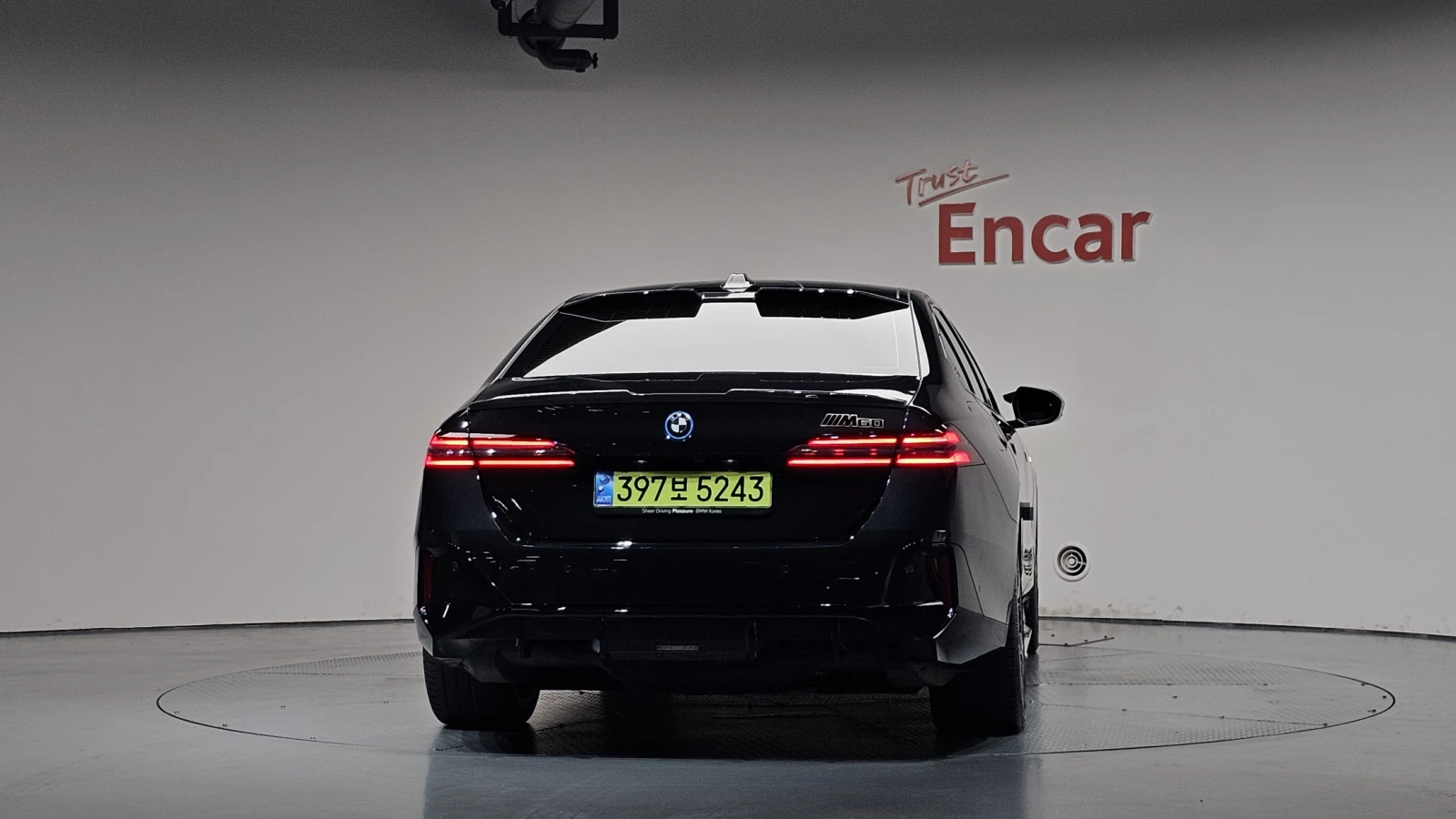 BMW i5 M60 X Drive NEW ������ ���� �� ��������! | Mobile.bg � ����������� 5