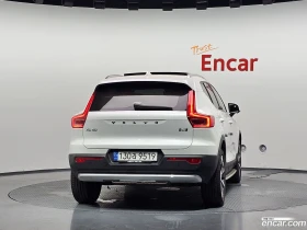 Volvo XC40 B4 Ultra Bright, снимка 4
