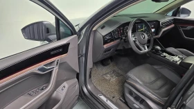 VW Touareg PRESTIGE* ОБДУХ* ДИСТРОНИК* ВЪЗДУХ* MATRIX* MАСАЖ* | Auto.bg — изображение 5