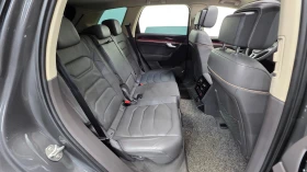 VW Touareg PRESTIGE* ОБДУХ* ДИСТРОНИК* ВЪЗДУХ* MATRIX* MАСАЖ* | Auto.bg — изображение 16