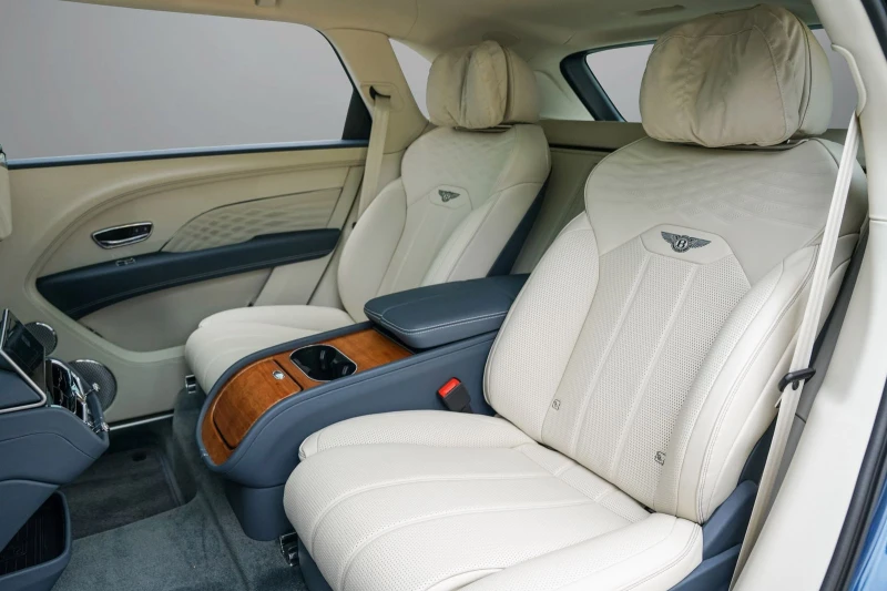 Bentley Bentayga EWB = Azure= Airline Seat Specification Гаранция, снимка 14 - Автомобили и джипове - 47395563