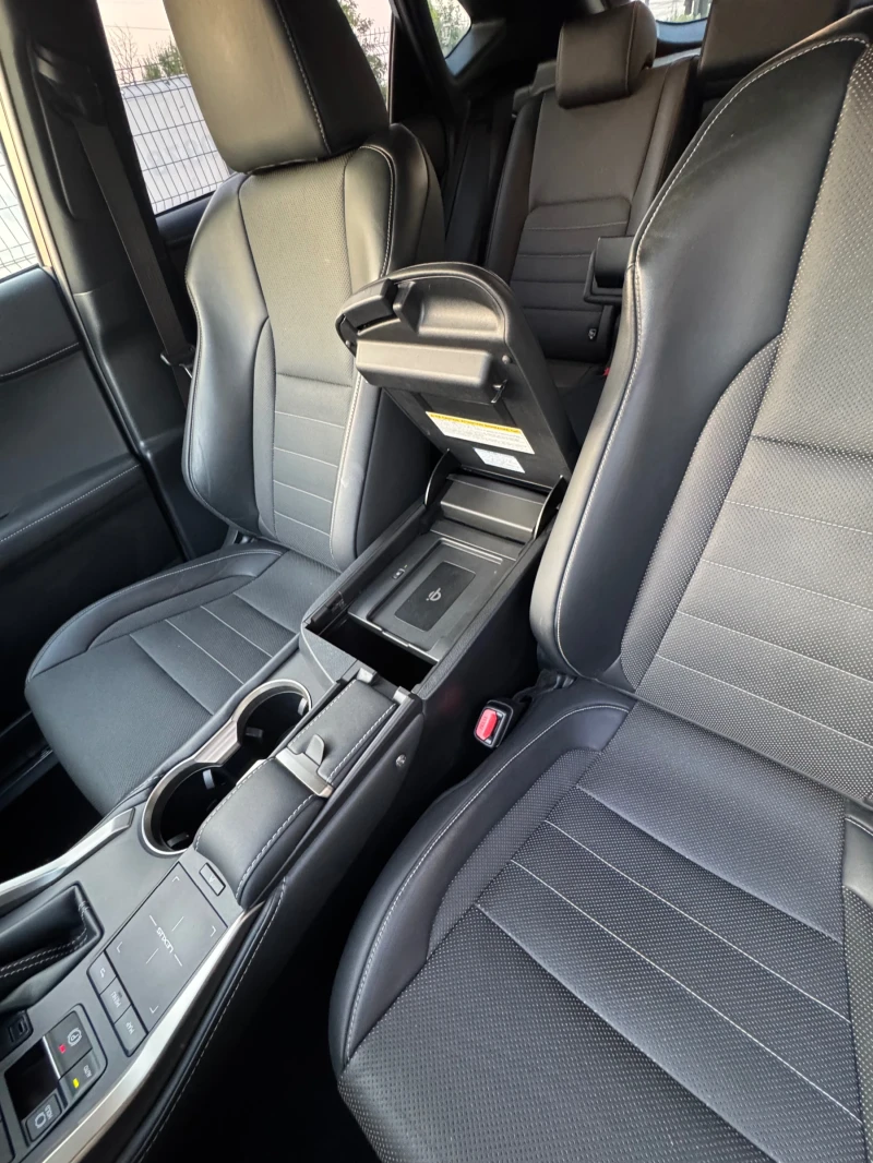 Lexus NX 300h F-Sport, снимка 10 - Автомобили и джипове - 52510083
