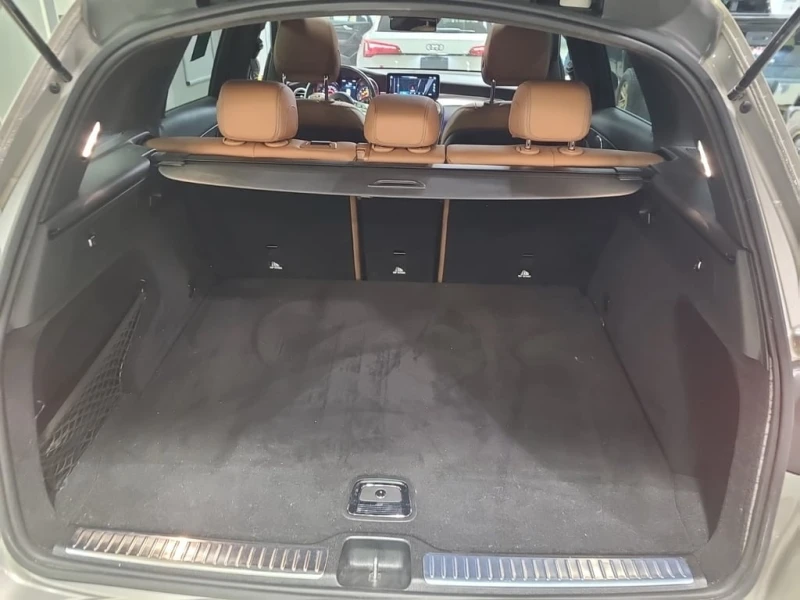 Mercedes-Benz GLC 300 * CARFAX * БЕЗ ПЪРВОНАЧАЛНА ВНОСКА, снимка 13 - Автомобили и джипове - 52694847