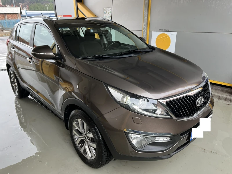 Kia Sportage, снимка 2 - Автомобили и джипове - 53141165