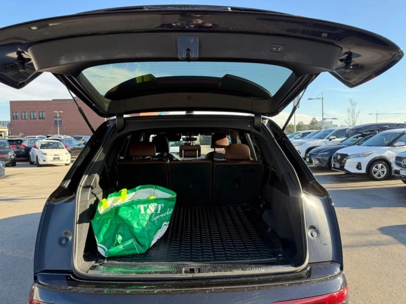 Audi Q7 2019 Technik 55 TFSI quattro * CARFAX * , снимка 12 - Автомобили и джипове - 53183218