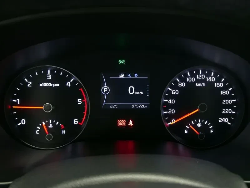 Kia Sportage 4Th Generation Diesel 1.7 2Wd Trendy, снимка 8 - Автомобили и джипове - 55076605