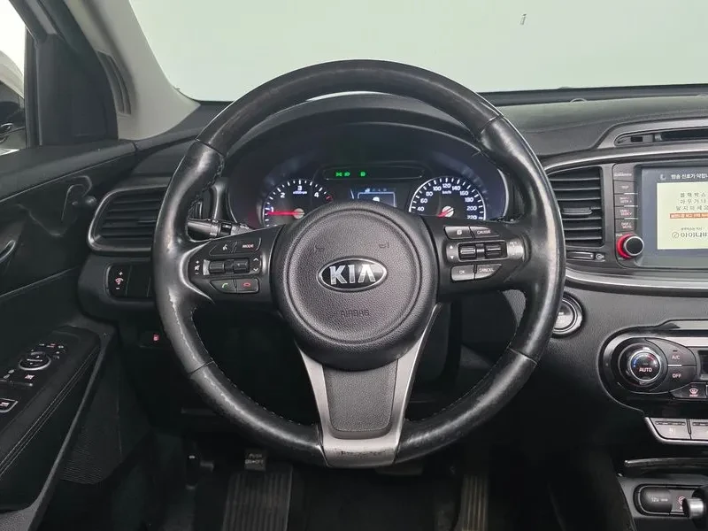 Kia Sorento 2.2 CRDI 4WD - ���� 30% ����� | Mobile.bg � ����������� 12