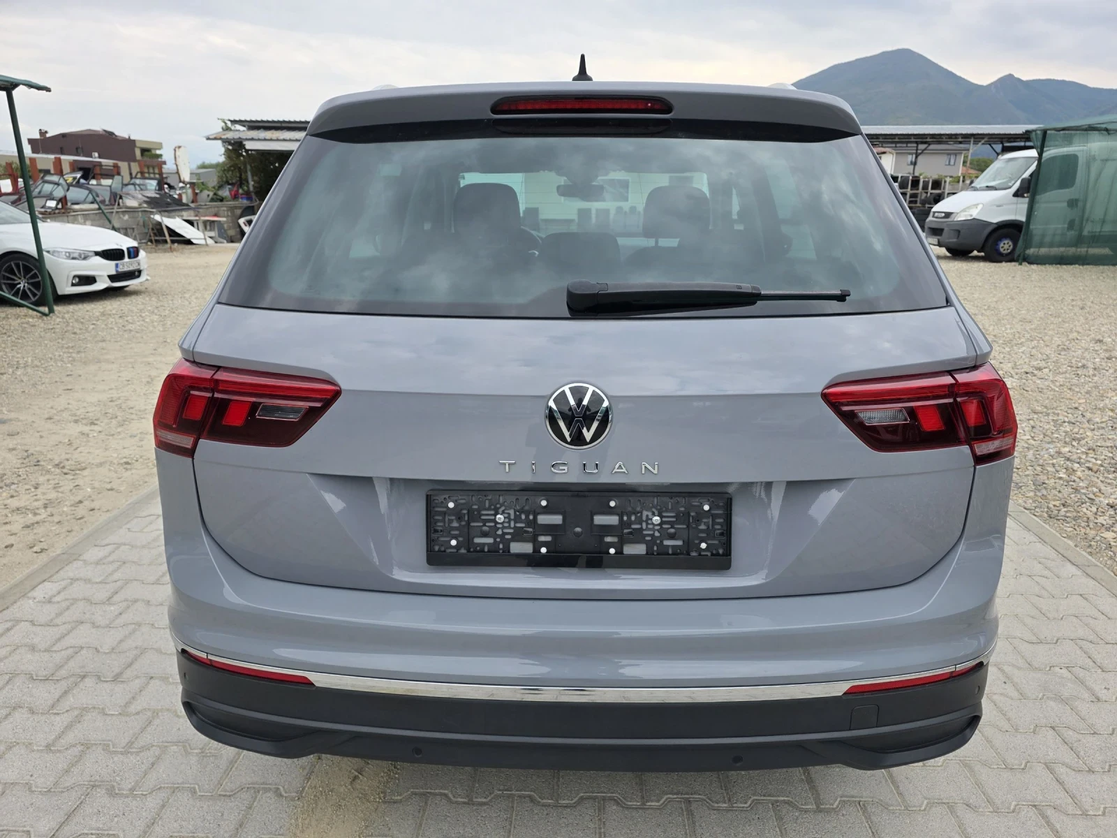 VW Tiguan 2.0TDi /SCR/ DSG/121000km/Лизинг - изображение 6