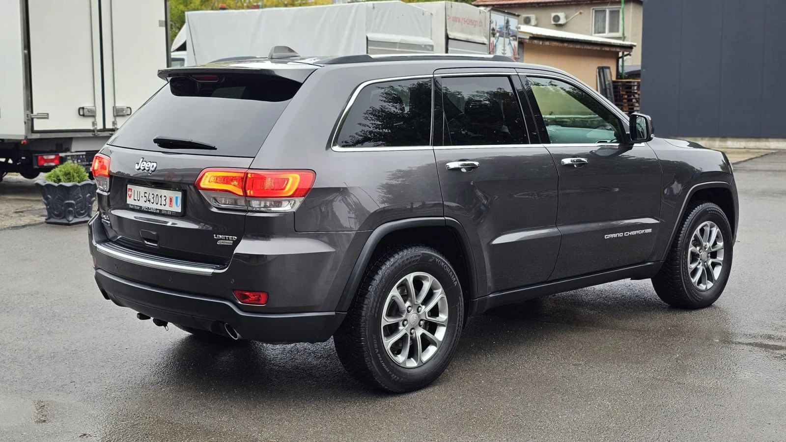 Jeep Grand cherokee Limited 3.0CRD CH-СЕРВИЗНА ИСТ.-ТОП СЪСТ-ЛИЗИНГ - изображение 6