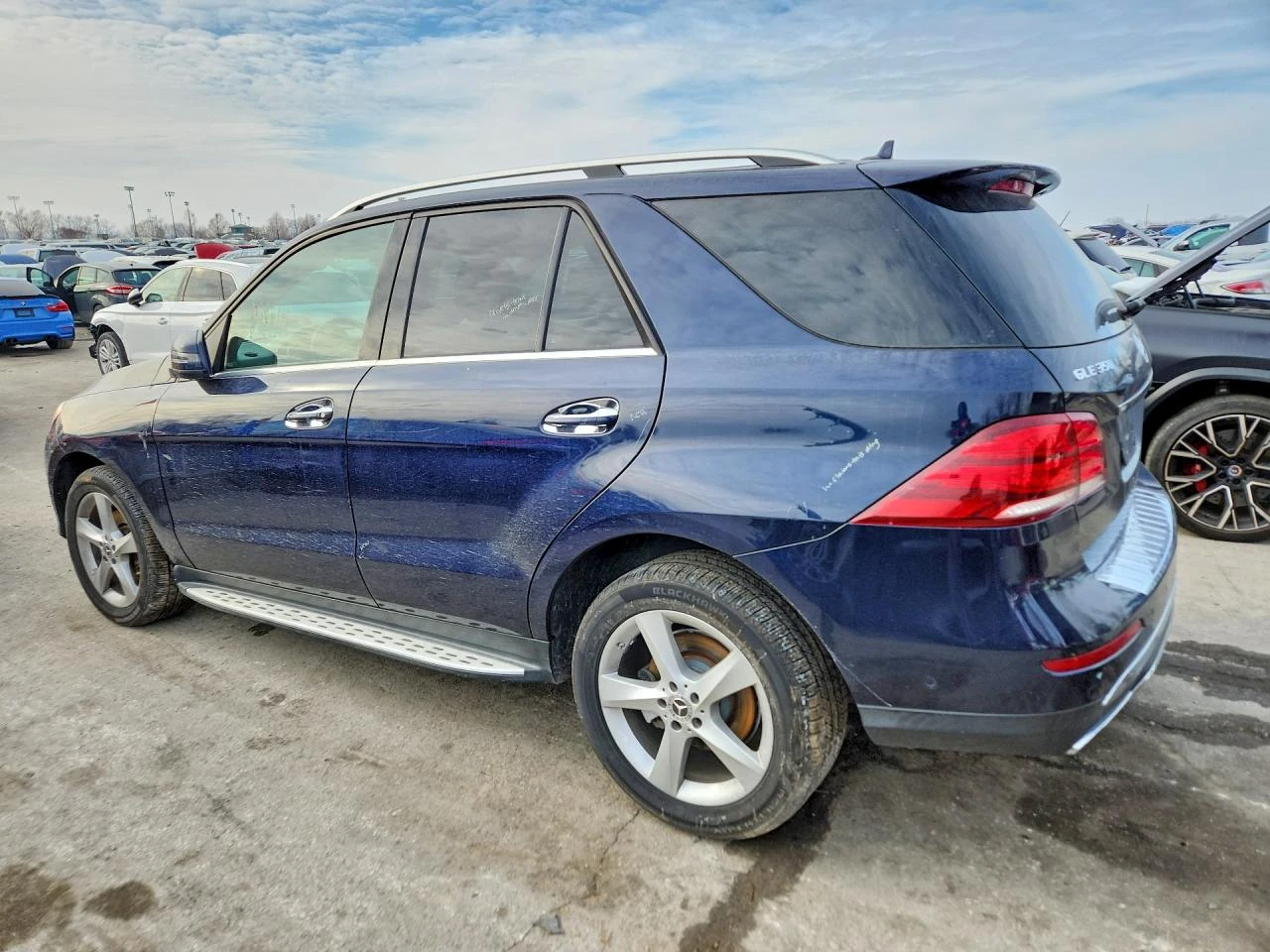 Mercedes-Benz GLE 350 4MATIC, снимка 4 - Автомобили и джипове - 53935571