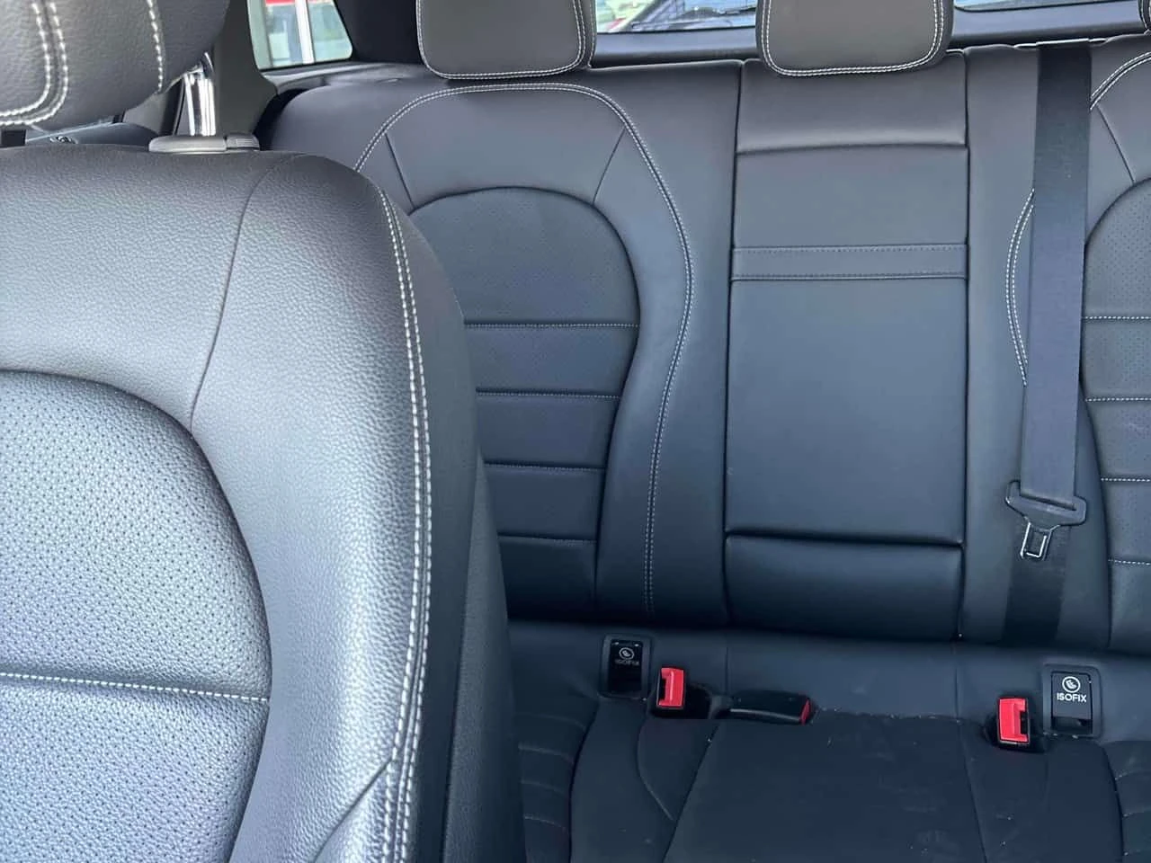 Mercedes-Benz GLC 300 /ПАНОРАМА/ПРЕДСТАВИТЕЛСТВО НА MERCEDES, снимка 13 - Автомобили и джипове - 54184059