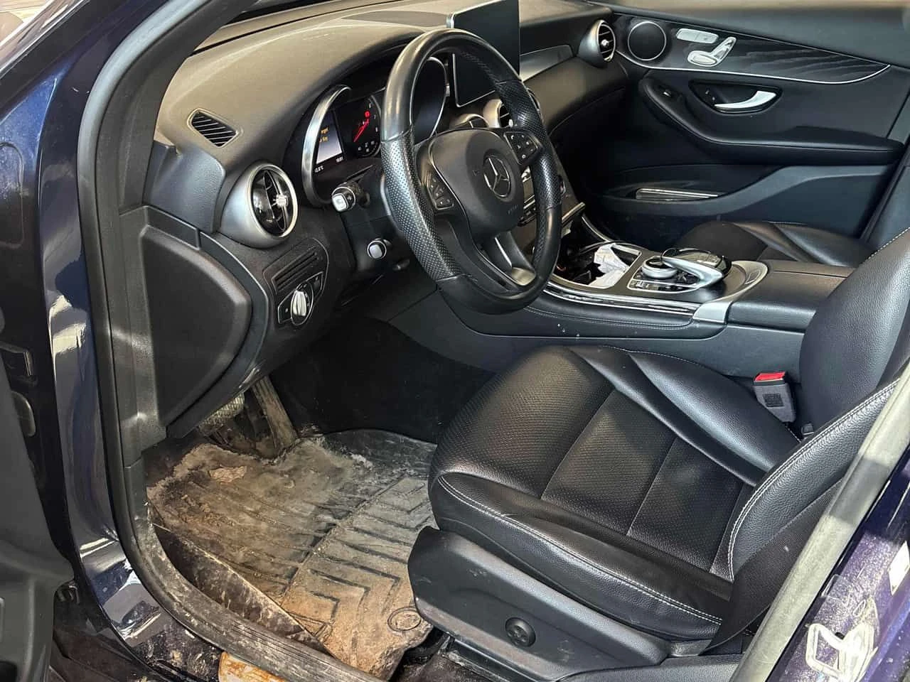 Mercedes-Benz GLC 300 /ПАНОРАМА/ПРЕДСТАВИТЕЛСТВО НА MERCEDES, снимка 7 - Автомобили и джипове - 54184059