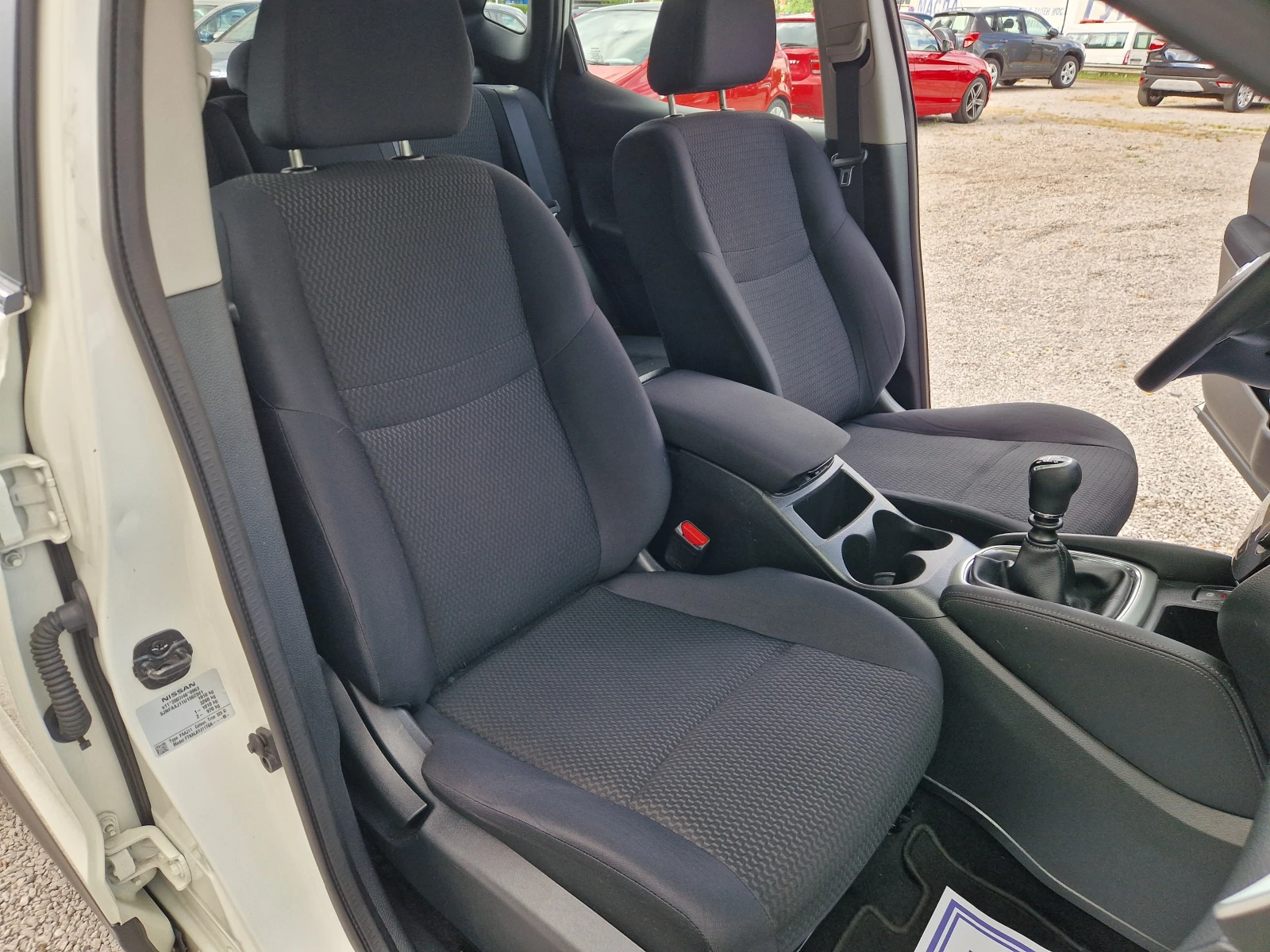 Nissan Qashqai 1.5DCI/6��. | Mobile.bg � ����������� 13