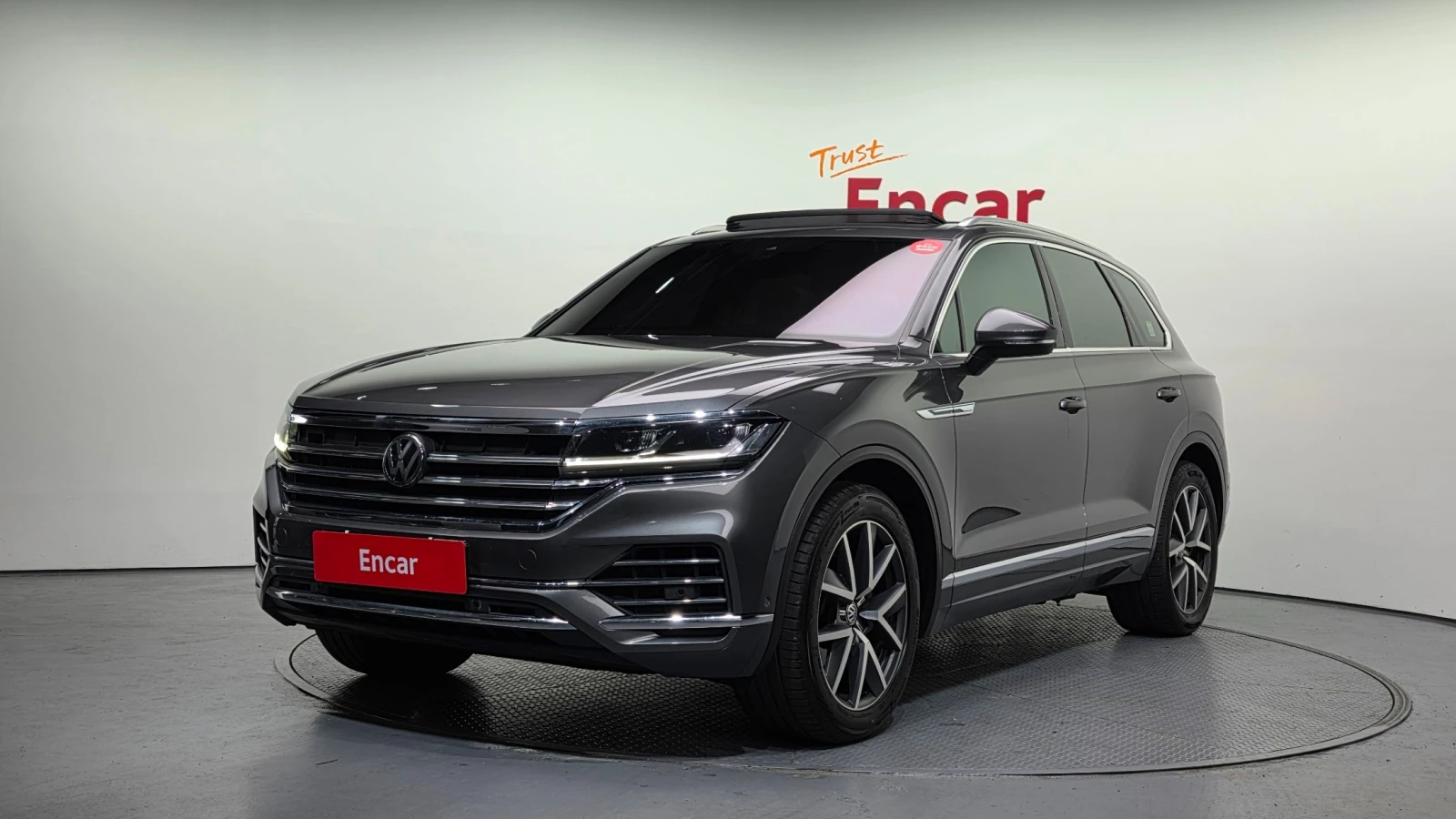 VW Touareg PRESTIGE* ОБДУХ* ДИСТРОНИК* ВЪЗДУХ* MATRIX* MАСАЖ*