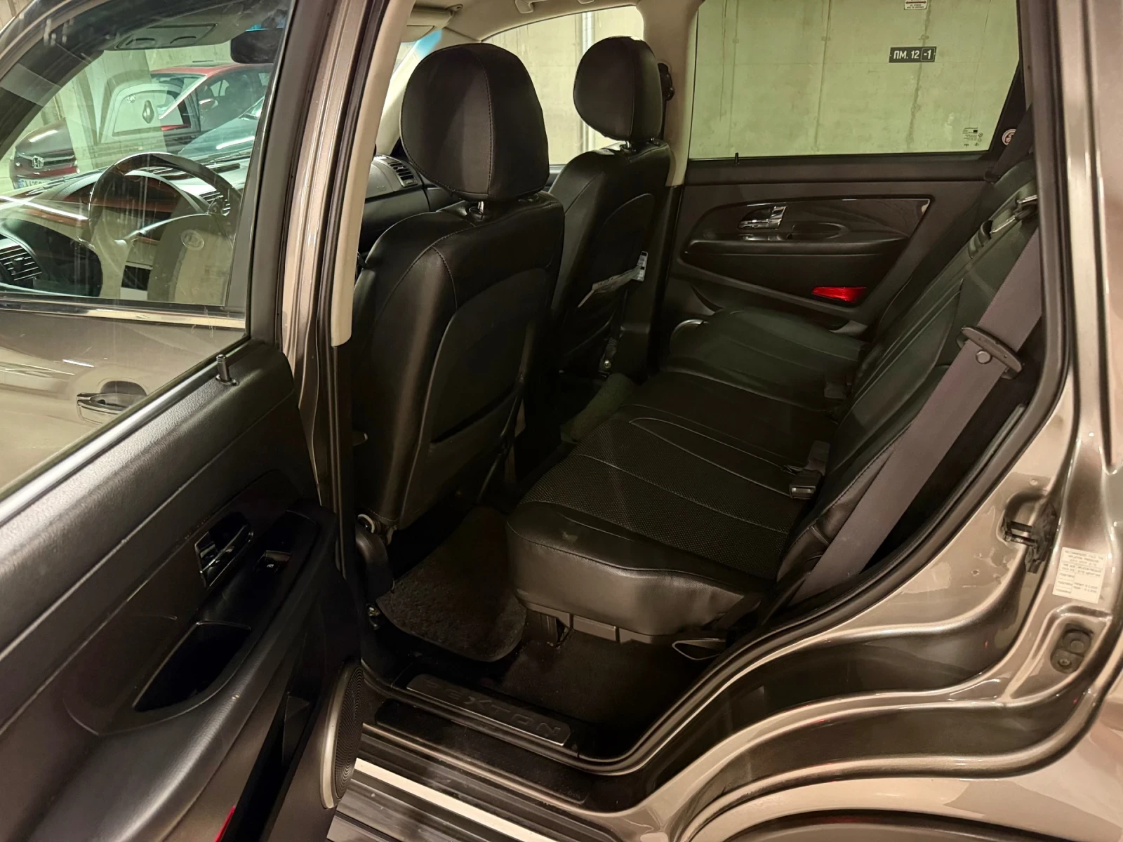 SsangYong Rexton 2.0xdi - Автоматик, снимка 11 - Автомобили и джипове - 55213658