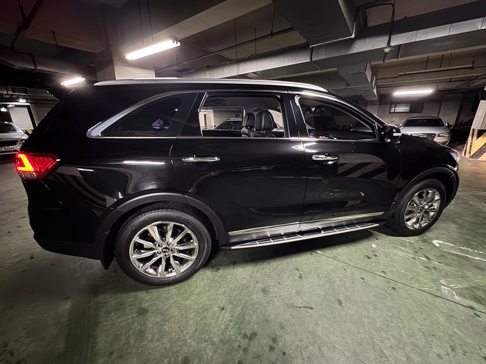 Kia Sorento 2.2CRDI/4x4/7 МЕСТА/ОЧАКВАН ВНОС !!!, снимка 6 - Автомобили и джипове - 55361543