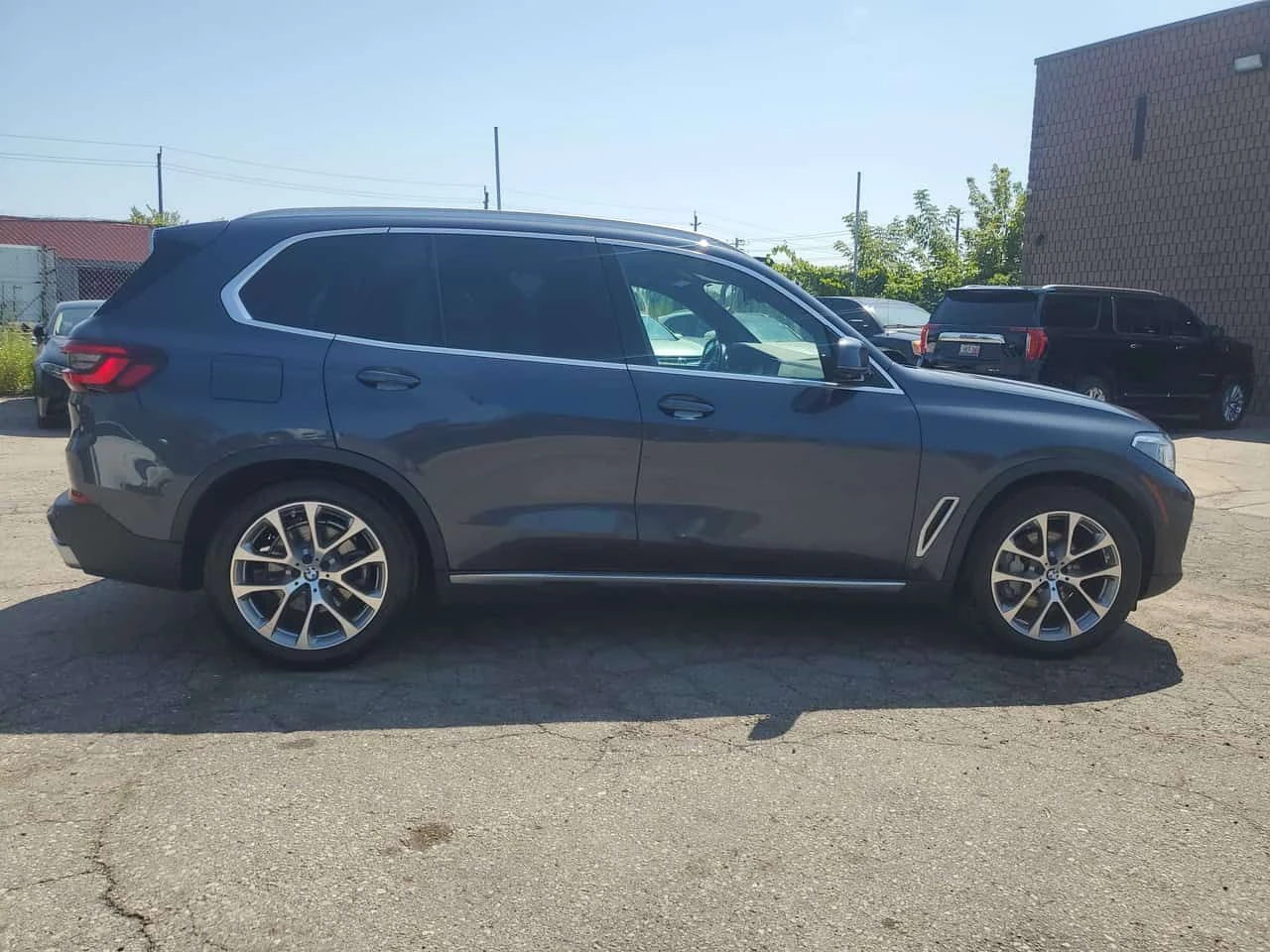 BMW X5 xDrive40i/LASER/Harmon Kardon/Soft close/ВЪЗДУШНО, снимка 4 - Автомобили и джипове - 55504250