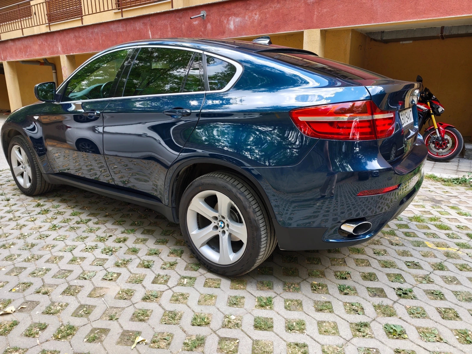 BMW X6, снимка 3 - Автомобили и джипове - 55664611