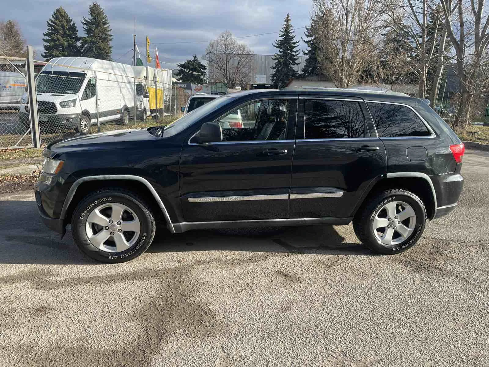 Jeep Grand cherokee 3.6 Laredo LPG/ГАЗ, снимка 2 - Автомобили и джипове - 56527138