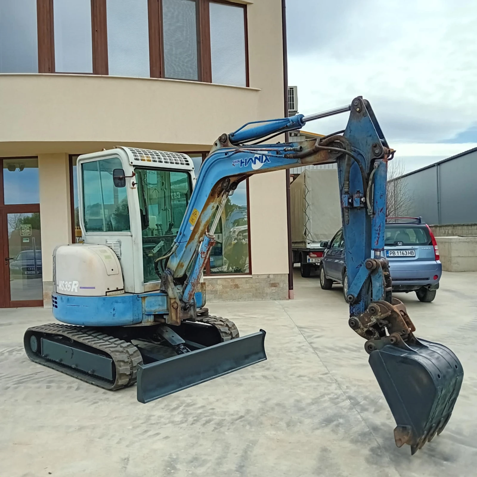 Багер Hitachi HANIX NS35R - НАЛИЧЕН!!! - изображение 7