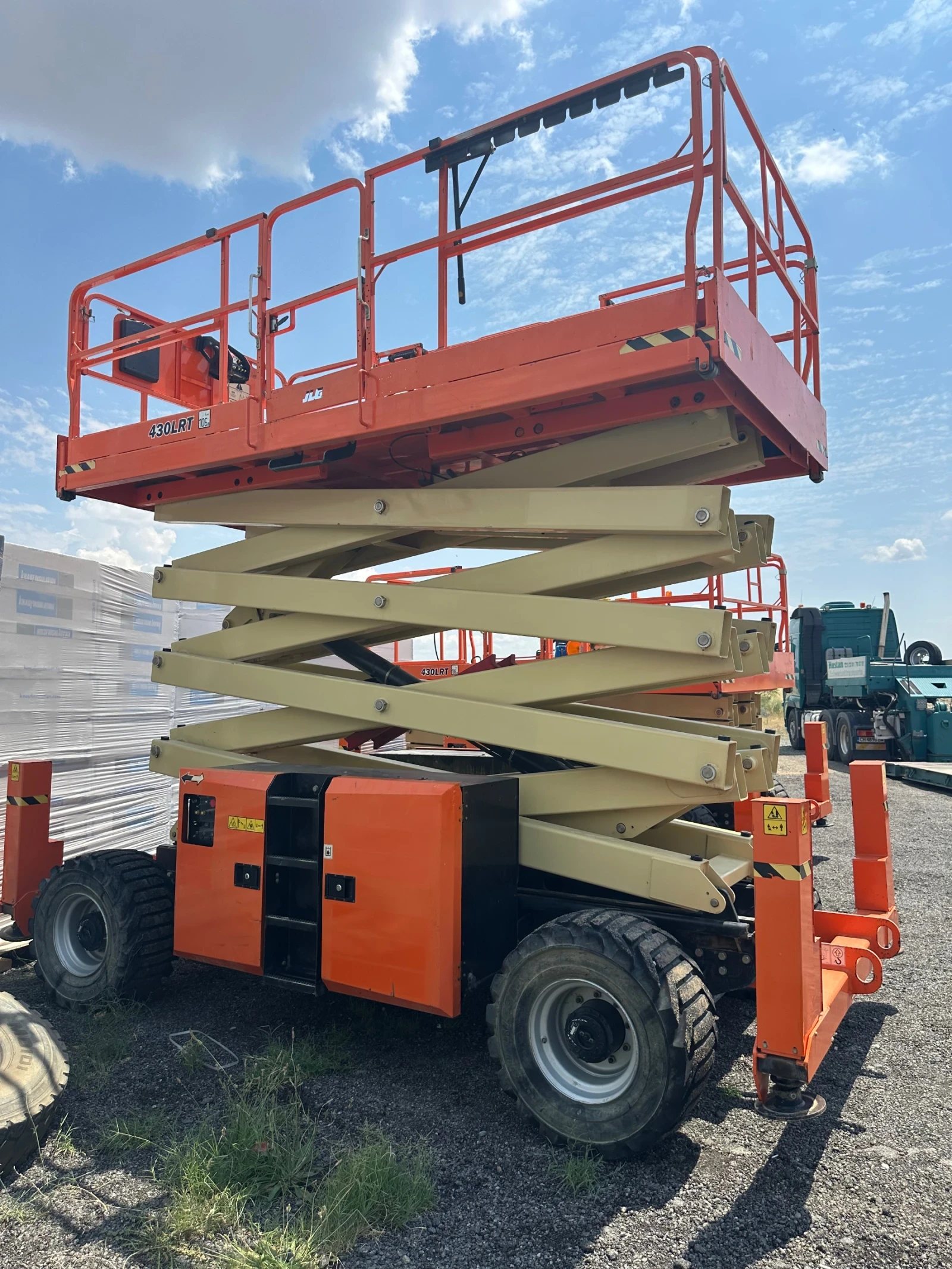Автовишка Друга марка JLG 430 LRT 4x4