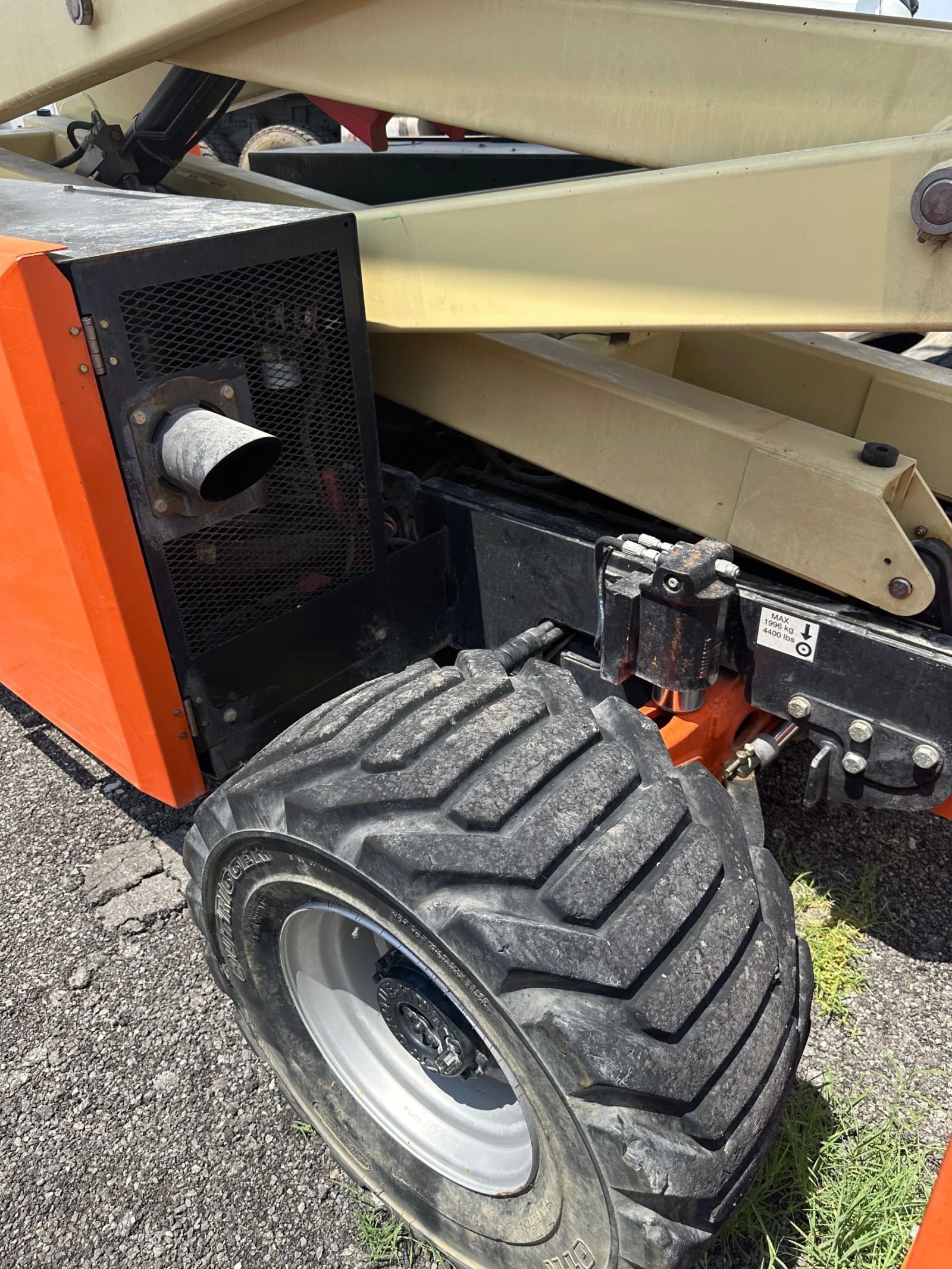 Автовишка Друга марка JLG 430 LRT 4x4, снимка 5 - Индустриална техника - 55140973