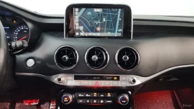 Kia Stinger * 3.3 TURBO* AWD* KEYLESS* Camera* ПОДГРЕВ* , снимка 11