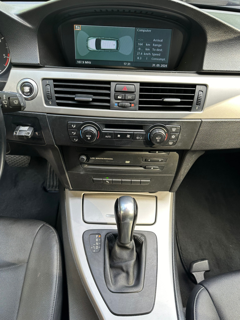 BMW 320 AVTOMAT NAVI, снимка 10 - Автомобили и джипове - 46005567