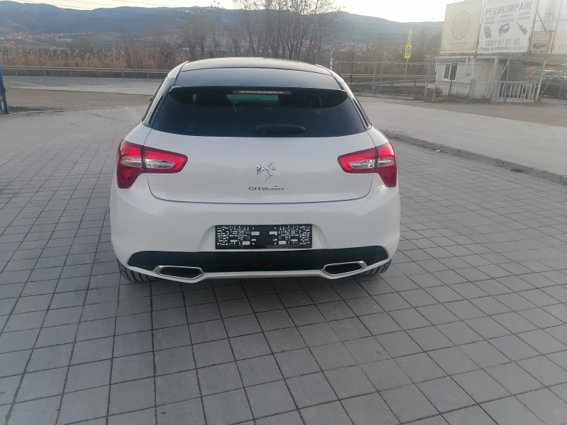 Citroen DS5 ВСИЧКИ ЕКСТРИ МОДЕЛА /ЛИЗИНГ , снимка 5 - Автомобили и джипове - 48890602