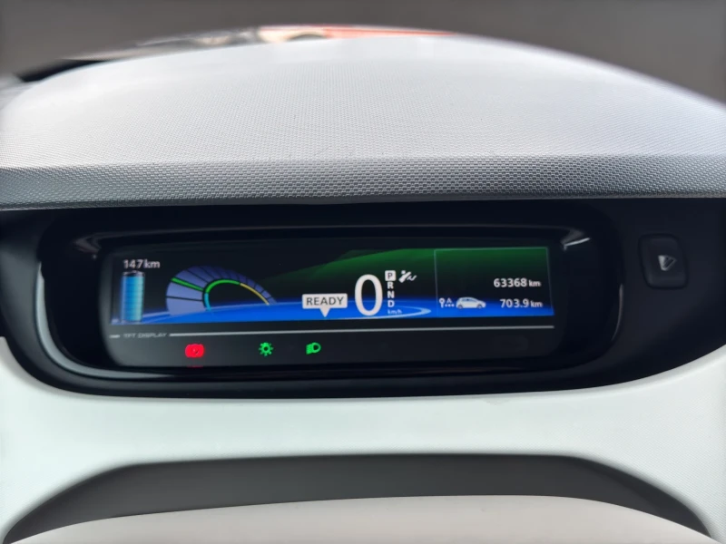 Renault Zoe 41KWH* ПАРКТРОНИК* РЕГИСТРИРАН* , снимка 9 - Автомобили и джипове - 48953199