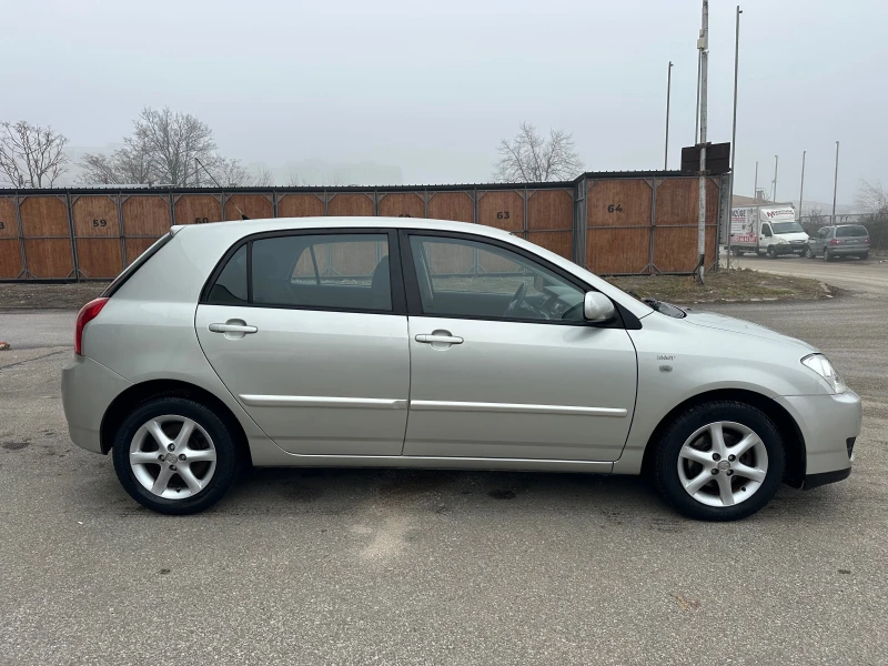 Toyota Corolla 1.4D4d Автоматик Face lift Италия, снимка 8 - Автомобили и джипове - 49292293