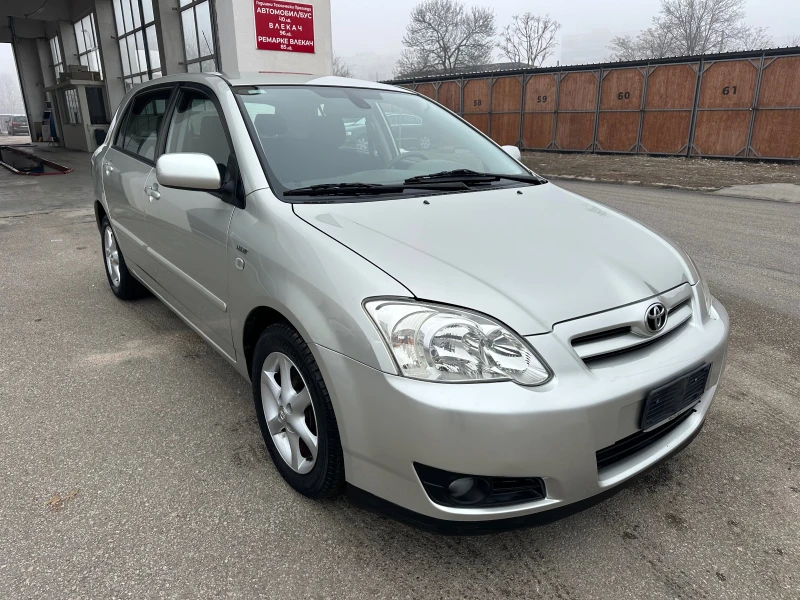 Toyota Corolla 1.4D4d Автоматик Face lift Италия, снимка 9 - Автомобили и джипове - 49292293