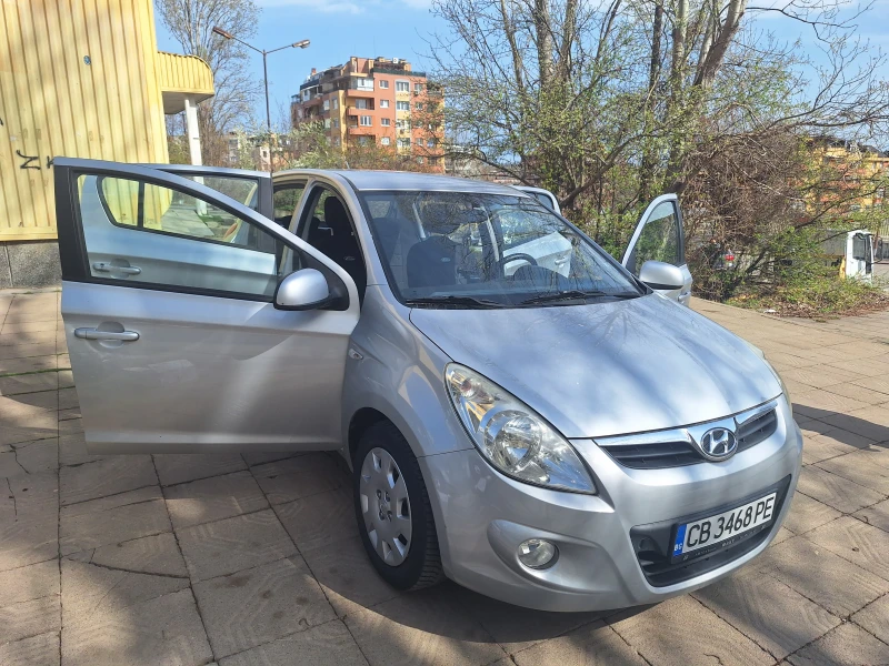 Hyundai I20, снимка 3 - Автомобили и джипове - 49630344