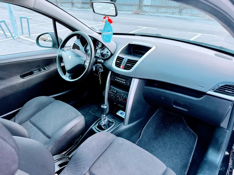 Peugeot 207, снимка 3 - Автомобили и джипове - 52415812