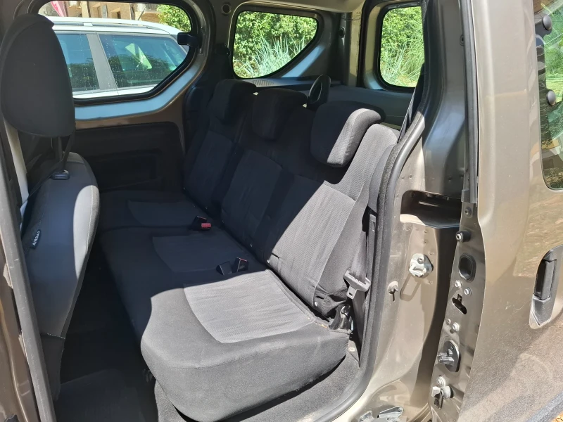 Dacia Dokker, снимка 3 - Автомобили и джипове - 52856105