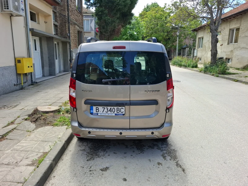 Dacia Dokker, снимка 4 - Автомобили и джипове - 52856105
