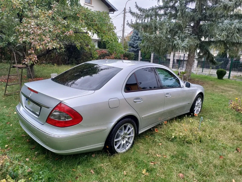 Mercedes-Benz E 320 CDI 4matic, снимка 4 - Автомобили и джипове - 51478312