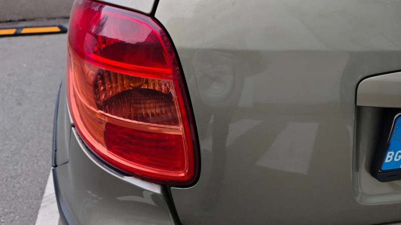 Fiat Sedici 1.9, снимка 6 - Автомобили и джипове - 52083471