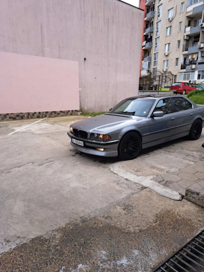 BMW 740, снимка 4 - Автомобили и джипове - 52977011
