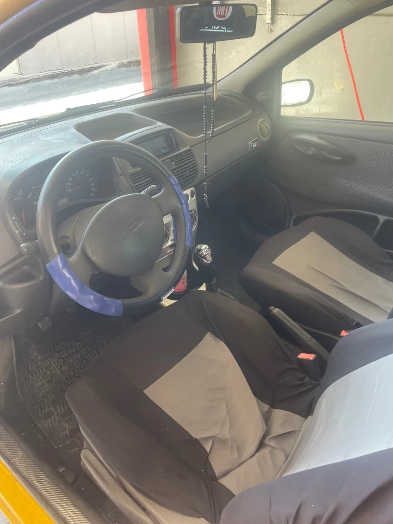 Fiat Punto, снимка 3 - Автомобили и джипове - 53024329